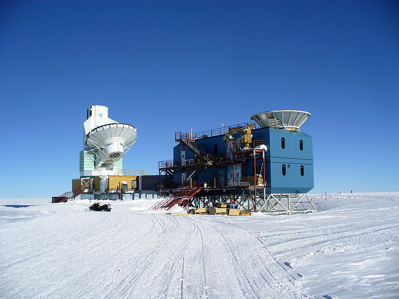 Teleskop BICEP2 (po prawej)